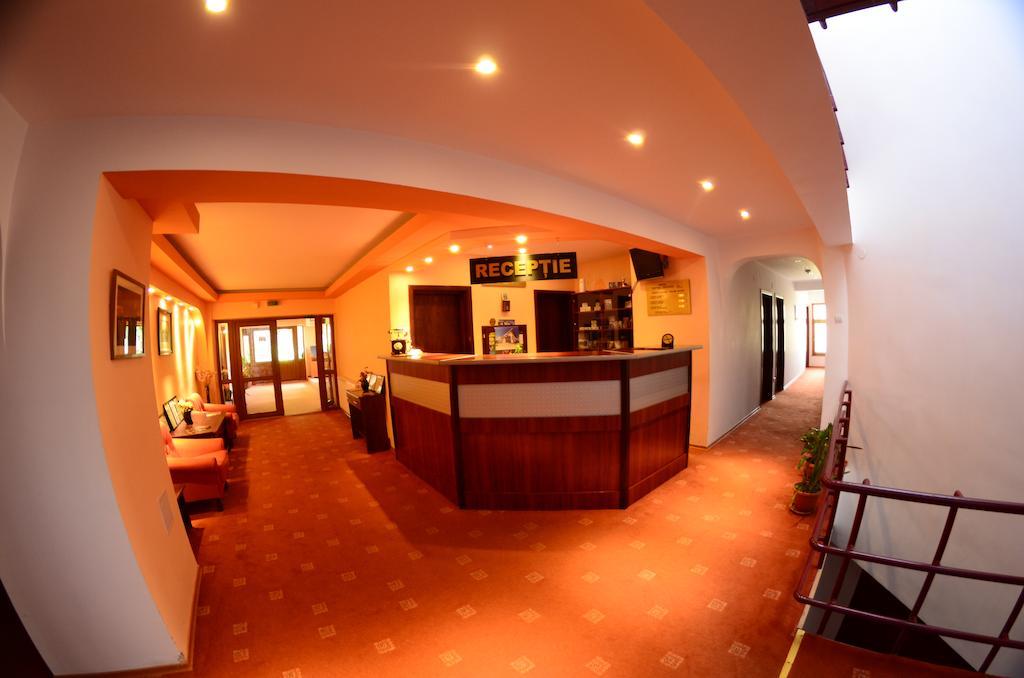 Hotel Piatra Craiului Predeal Exterior foto